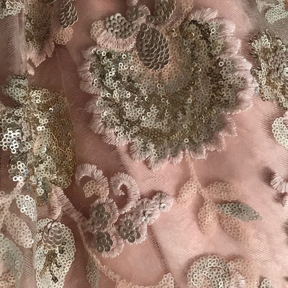 Blush sequin skirt and crop top combo - Picture 3 of 3